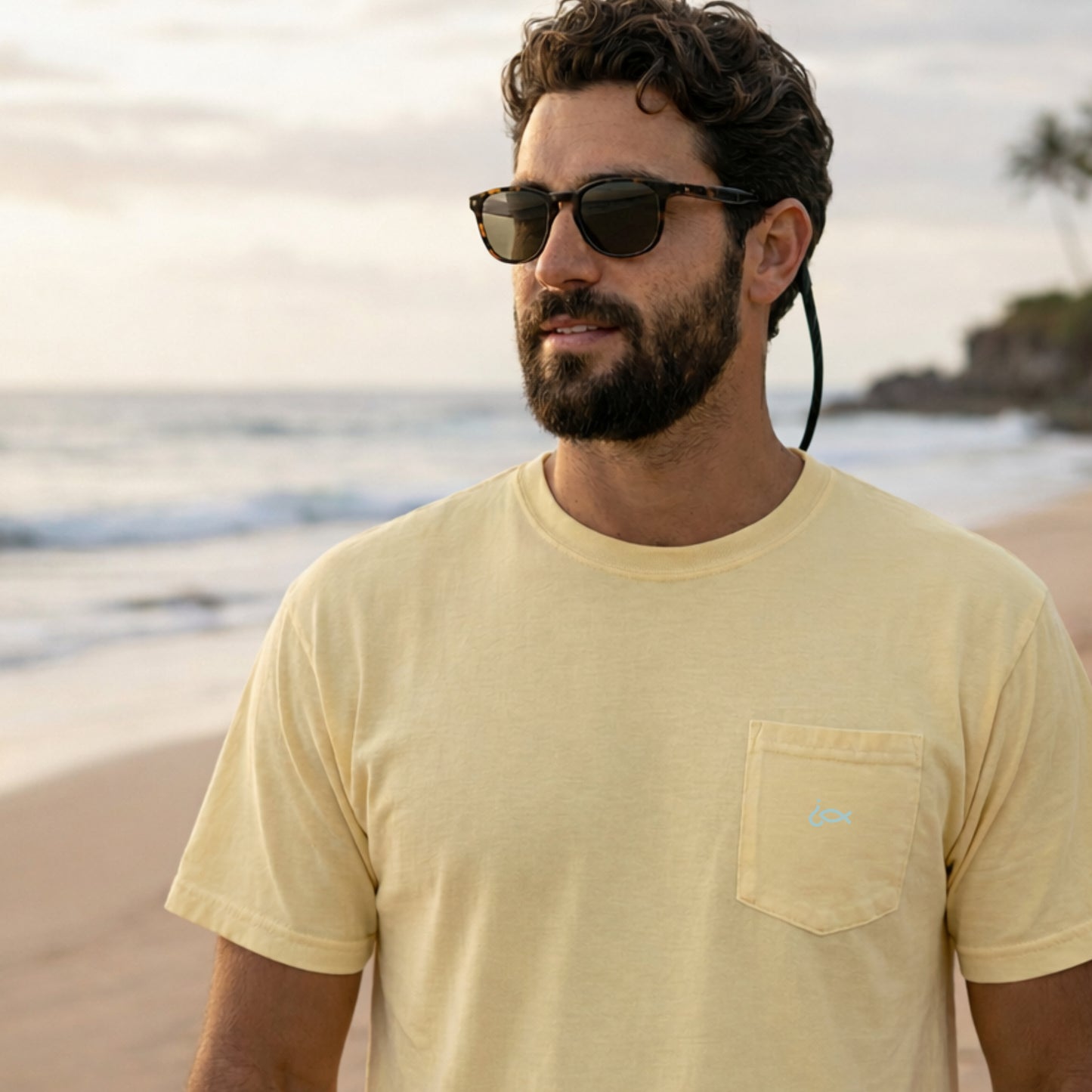 Matthew 5:16 Pocket Tee